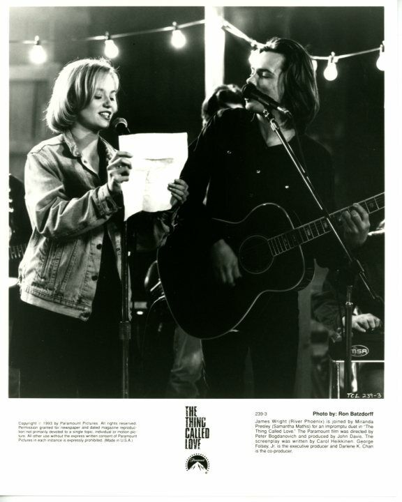 Samantha Mathis River Phoenix The Thing Called Love Original Press 8X10 Photo Poster painting