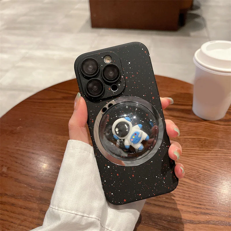 Case for iPhone with astronaut