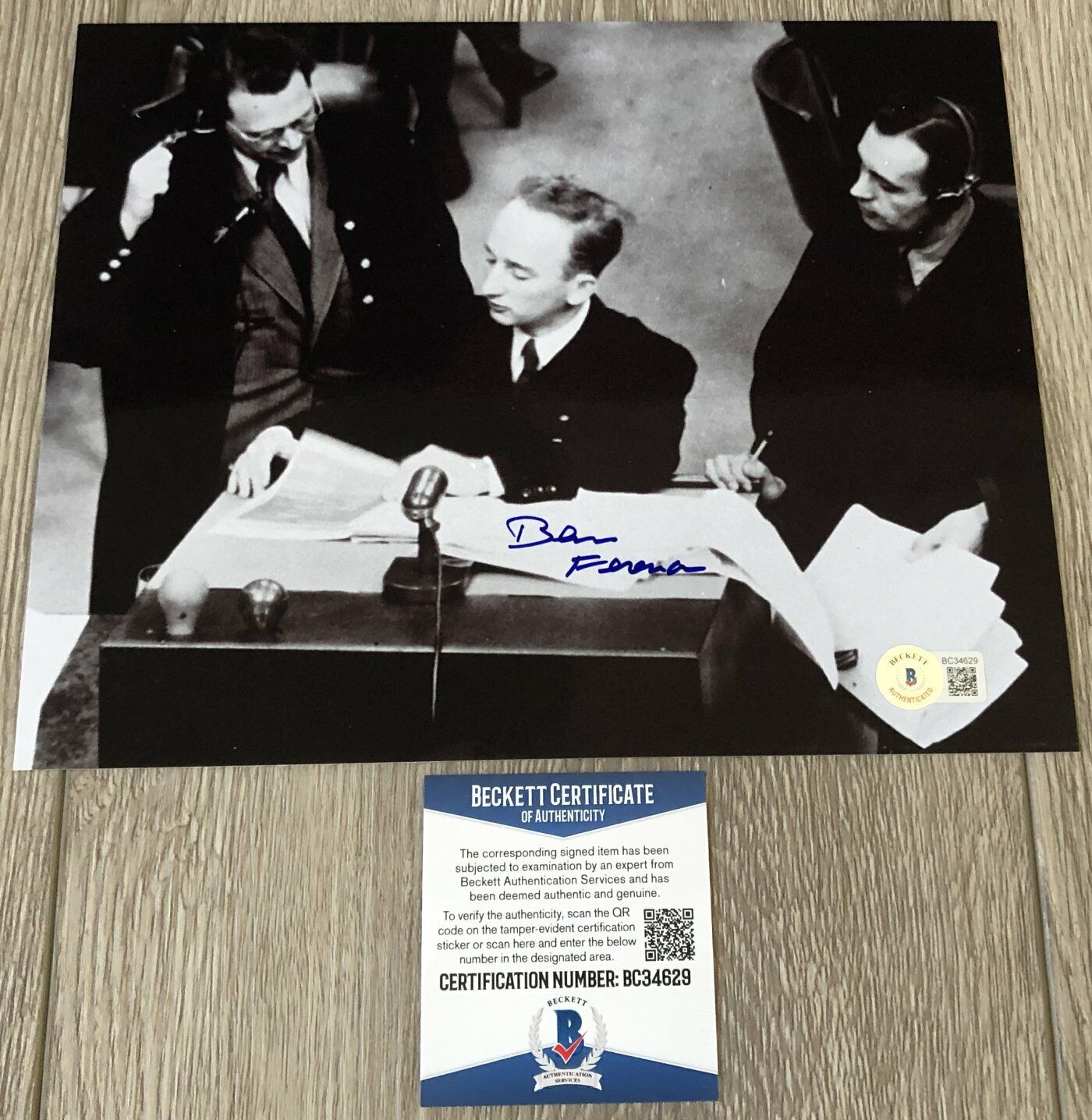 BENJAMIN BEN FERENCZ SIGNED WWII NUREMBERG TRIALS 8x10 Photo Poster painting B & BECKETT BAS COA