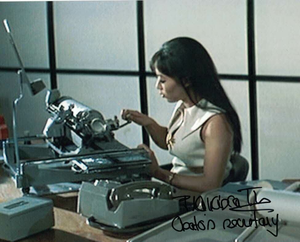 FRANCESCA TU - Osato's Secretary in You Only Live Twice hand signed 10 x 8 Photo Poster painting