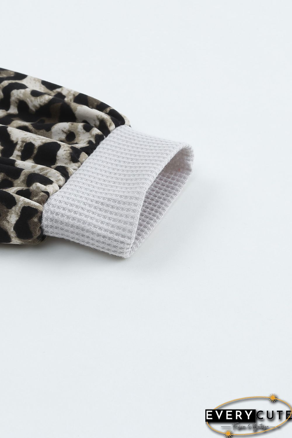 Red Wild Leopard Contrast Sleeve Colorblock Waffle Knit Top