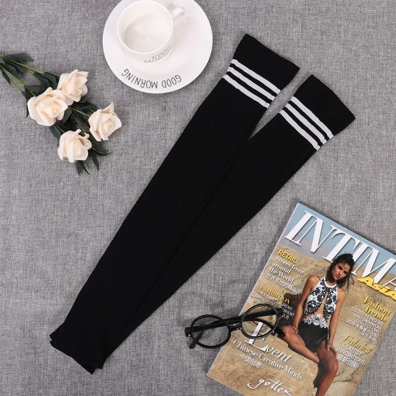 1 Pair Stripe Stockings Girls Women Over Knee Thigh High Over The Knee Socks for Ladies Sexy Warm Knee Socks Black White