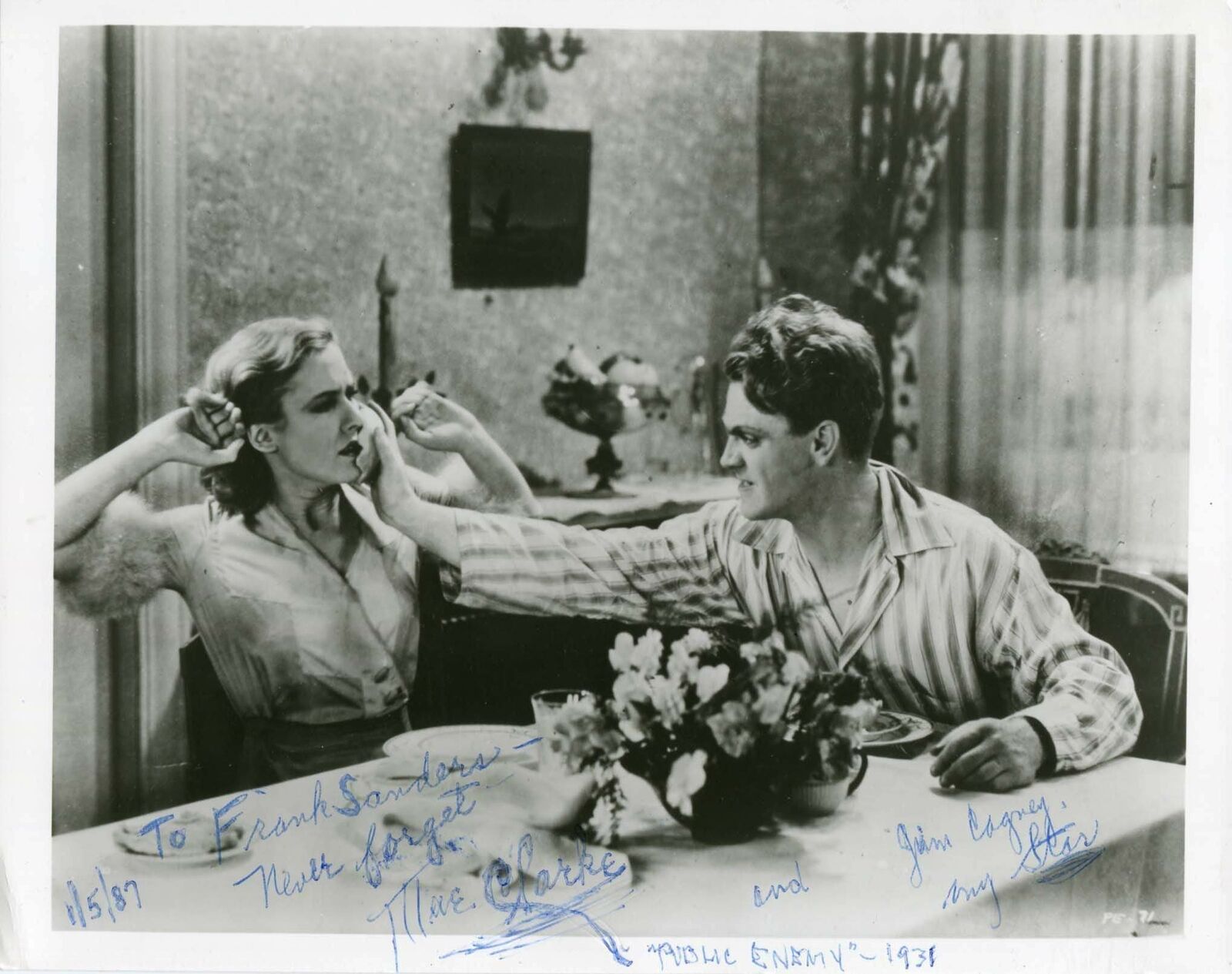 ACTRESS Mae Clarke (+) Frankensteins bride autograph, signed Photo Poster painting