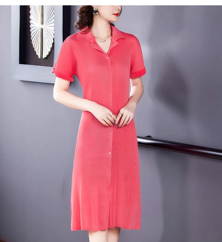 Elegant pleated mid-length dress