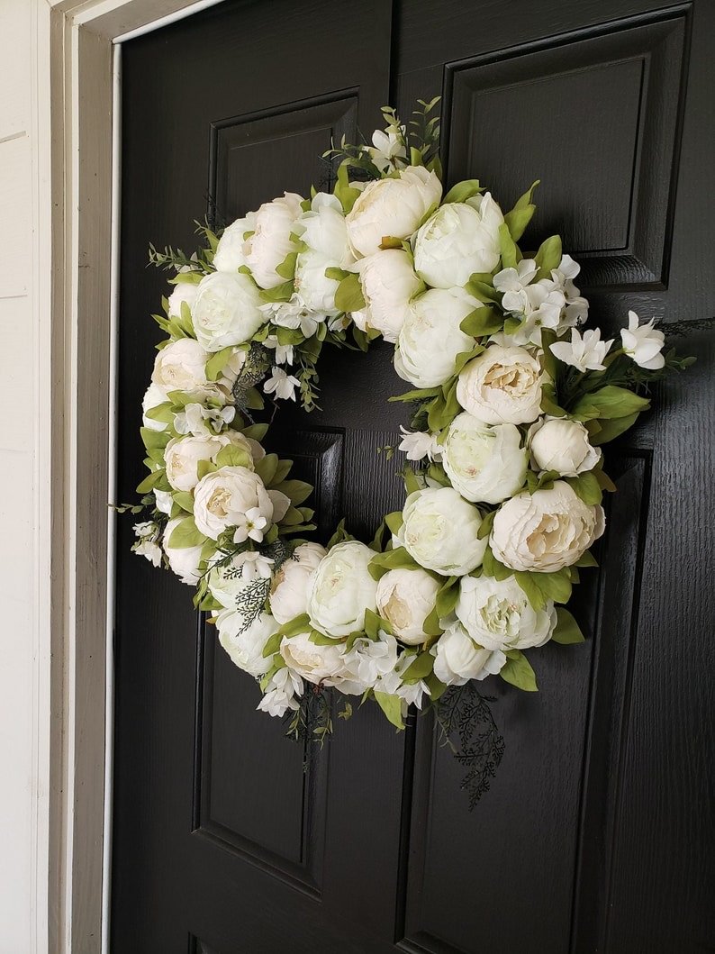 White peony hydrangea wreath