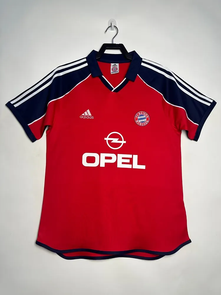 2000-01 Bayern Retro Home Football Shirt