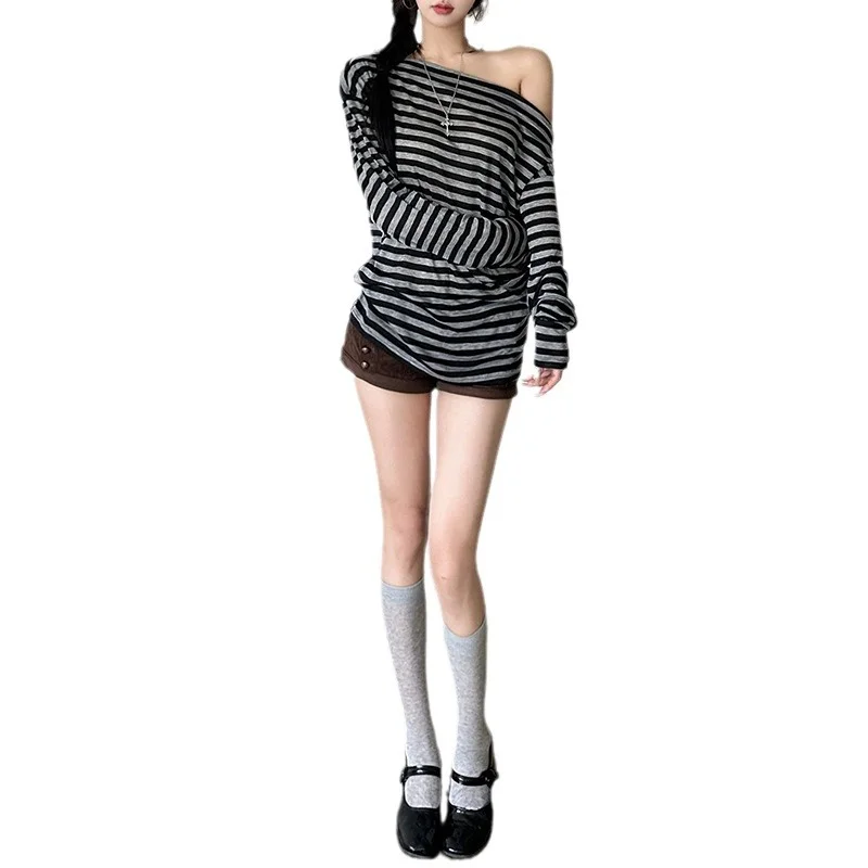 Churchf Autumn 2024 New Women's Commuting Unique Cut-Up With Slanted Shoulder Striped Long-Sleeved Top