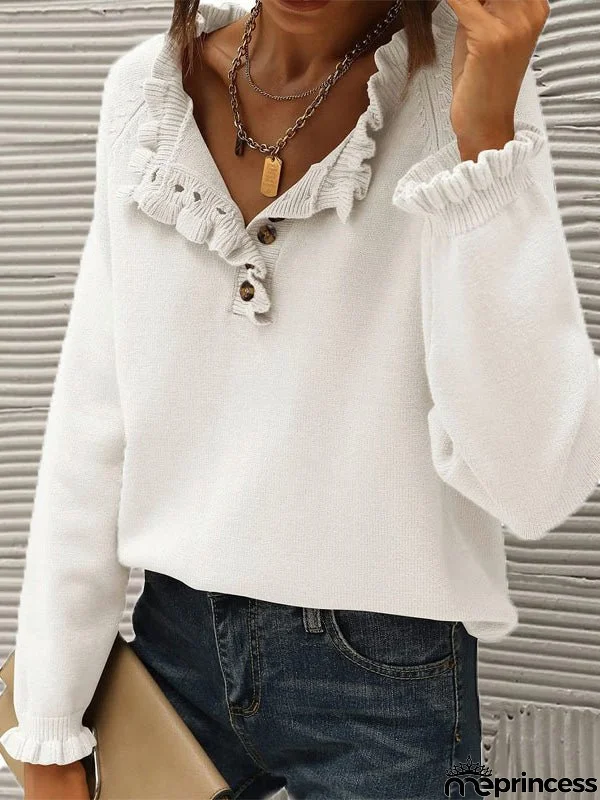Fashionable and Minimalist Sweater