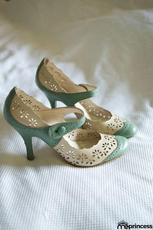 Hollow High Heel Pumps