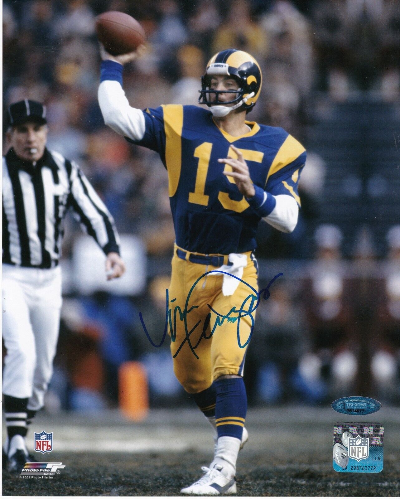 VINCE FERRAGAMO LOS ANGELES RAMS ACTION SIGNED 8x10