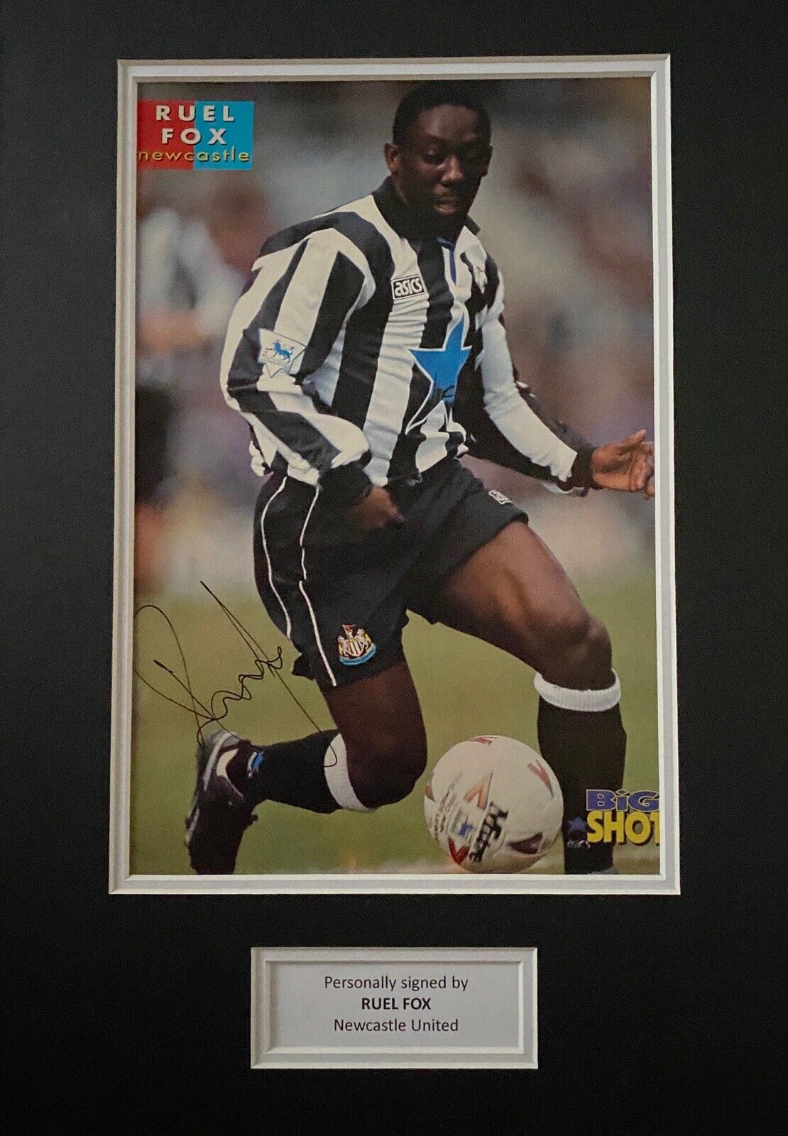 Ruel Fox Genuine Hand Signed Newcastle United Magazine In A3 Mount Display