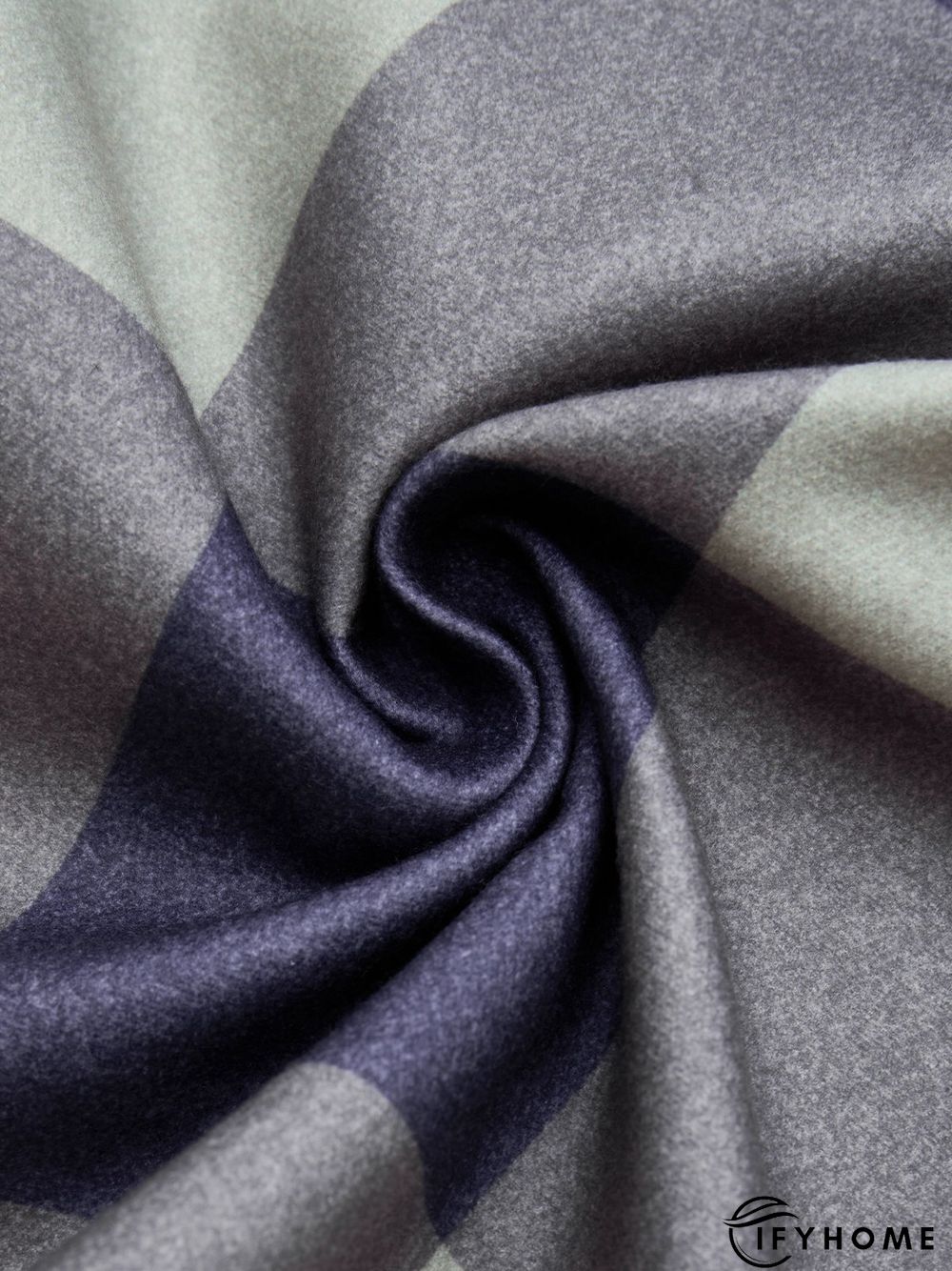 Loose Plaid Urban Overcoat | IFYHOME