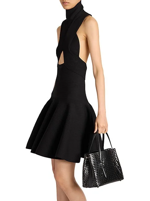 Ala&iuml;a Mina 25 Perforated Leather Tote Bag
