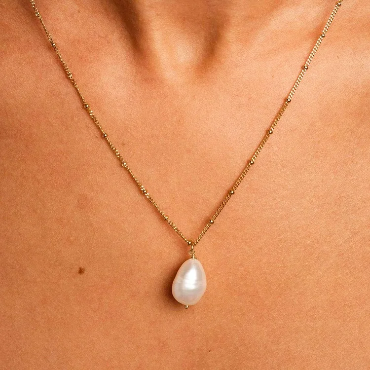 Baroque Pearl Pendant