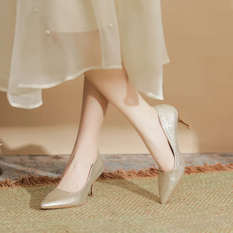Uveng Uveng Wedding Shoes Women's Fine Heel 2025 New Pointed Bright-Heeled High-Heeled Shoes With Skirts Bridesmaids Banquet Single Shoes