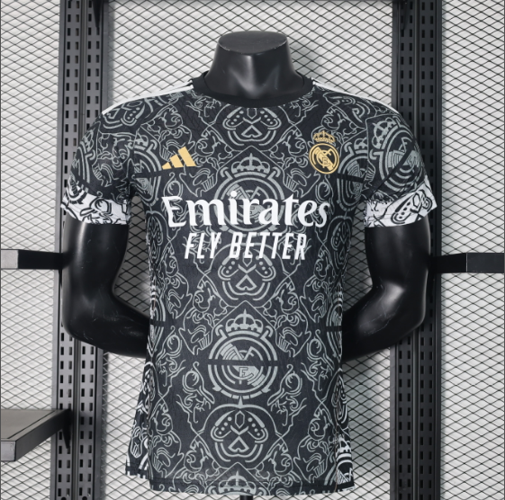 24/25 Real Madrid Special Edition Black Player Version Football T-Shirt Thai Quality