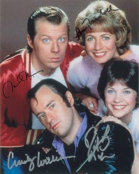 REPRINT - LAVERNE & SHIRLEY Cast Autographed Signed 8 x 10 Photo Poster painting Penny Marshall