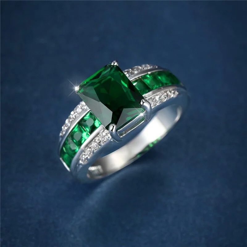 Luxury Female Big Square Ring Charm Silver Color Love Engagement Ring Crystal Green Zircon Stone Wedding Rings For Women