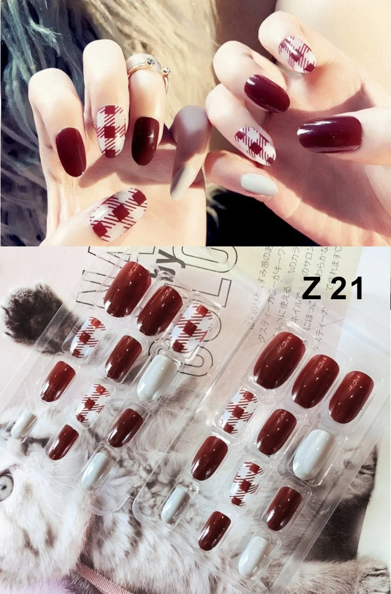 24 Pcs/Set False Nails Full Cover Artificial Fake Nails Press On Tips Painted Design Stickers Short Art Tips with Color Cute Red-Nail Inspo