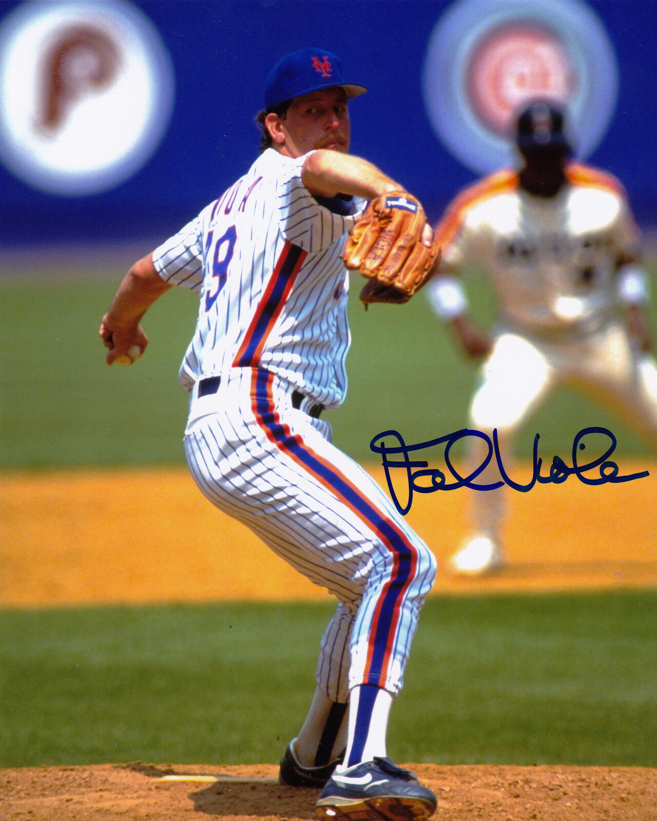 FRANK VIOLA NEW YORK METS ACTION SIGNED 8x10