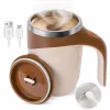Tasse à café rechargeable avec agitation automatique