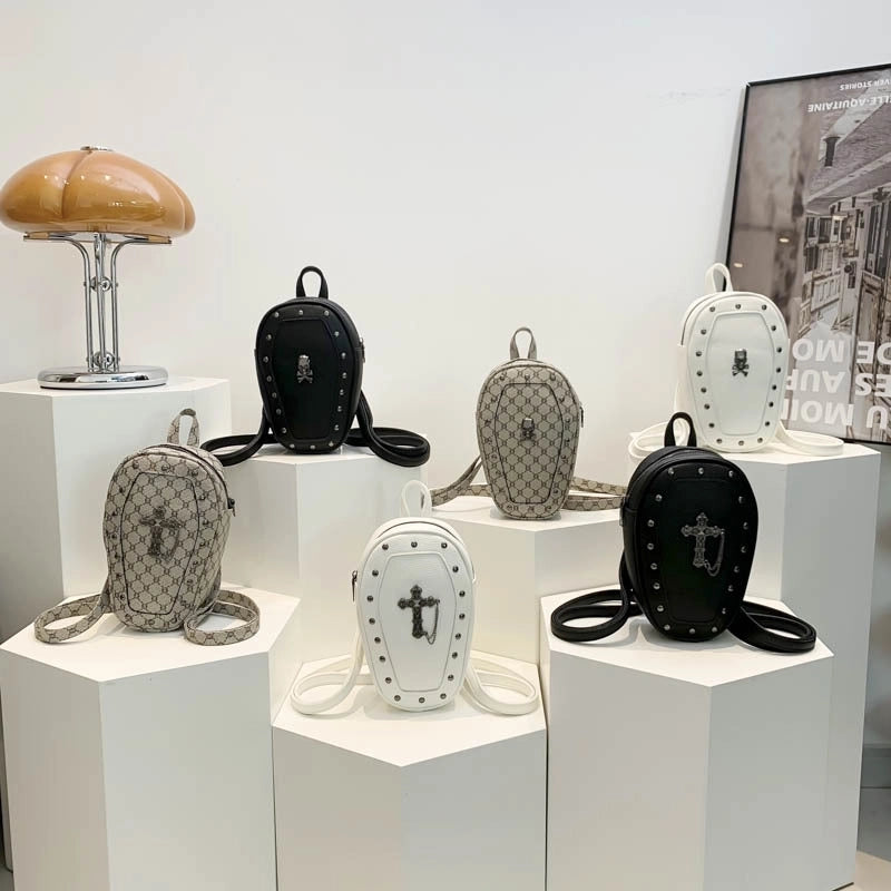 Halloween Women's Medium Pu Leather Cross Skull Streetwear Oval Zipper Fashion Backpack