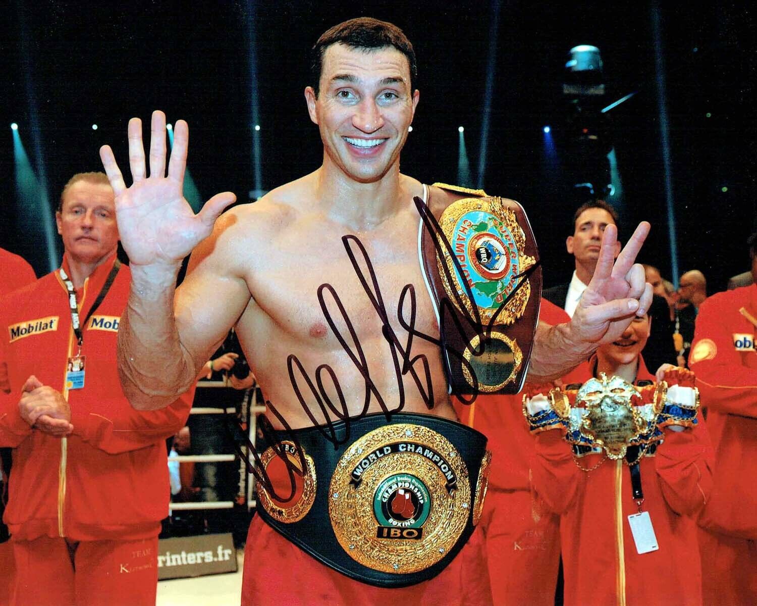 Wladimir KLITSCHKO Champion Boxer Signed 10x8 Photo Poster painting 1 AFTAL COA Dr Steelhammer