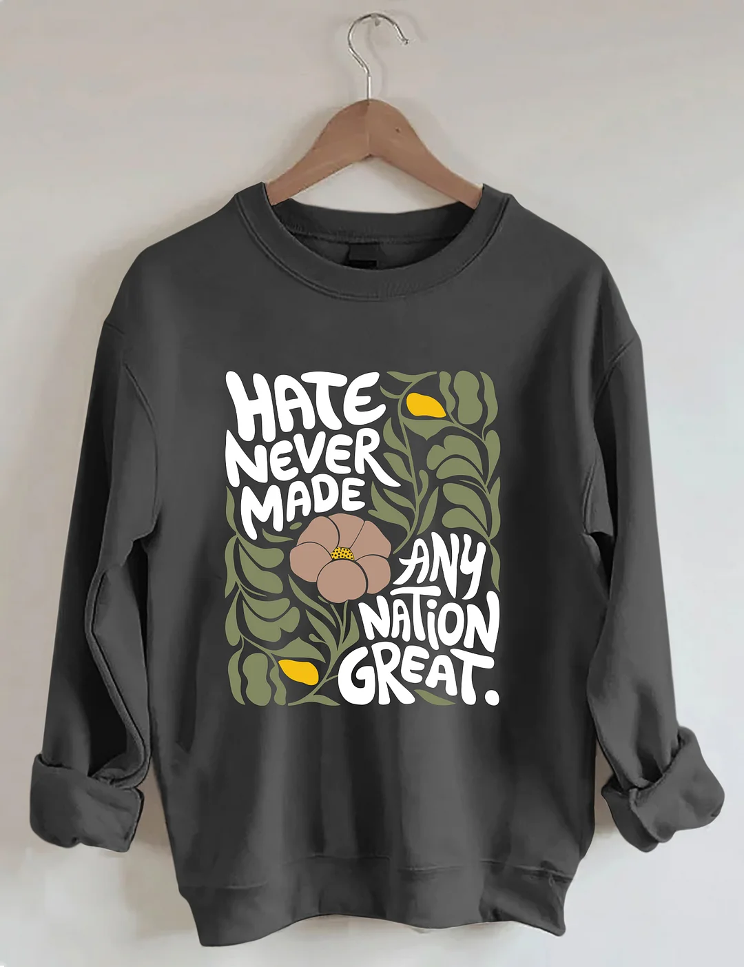 Trendy Floral Sweatshirt