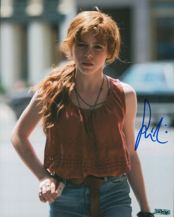 SOPHIA LILLIS Autographed Original 8x10 Photo Poster painting LOA TTM