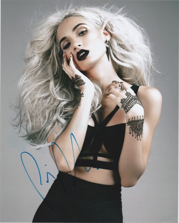 Pia Mia Autographed Signed 8x10 Photo Poster painting COA B