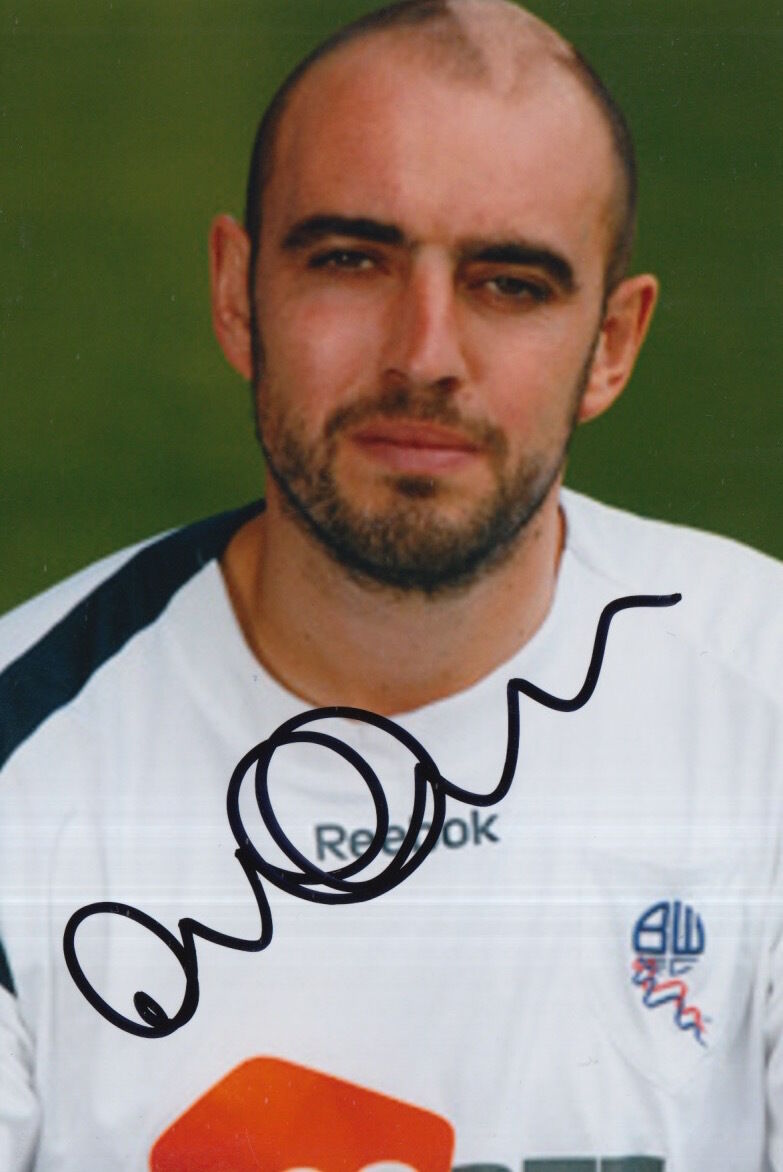 BOLTON WANDERERS HAND SIGNED GAVIN MCCANN 6X4 Photo Poster painting.