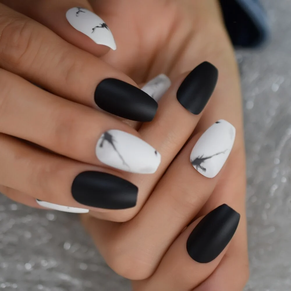 Matte Marble Decorative Fake Nails White Black Mix Designed False Nails Medium Coffin Shape Nail Tips 48pcs/kit