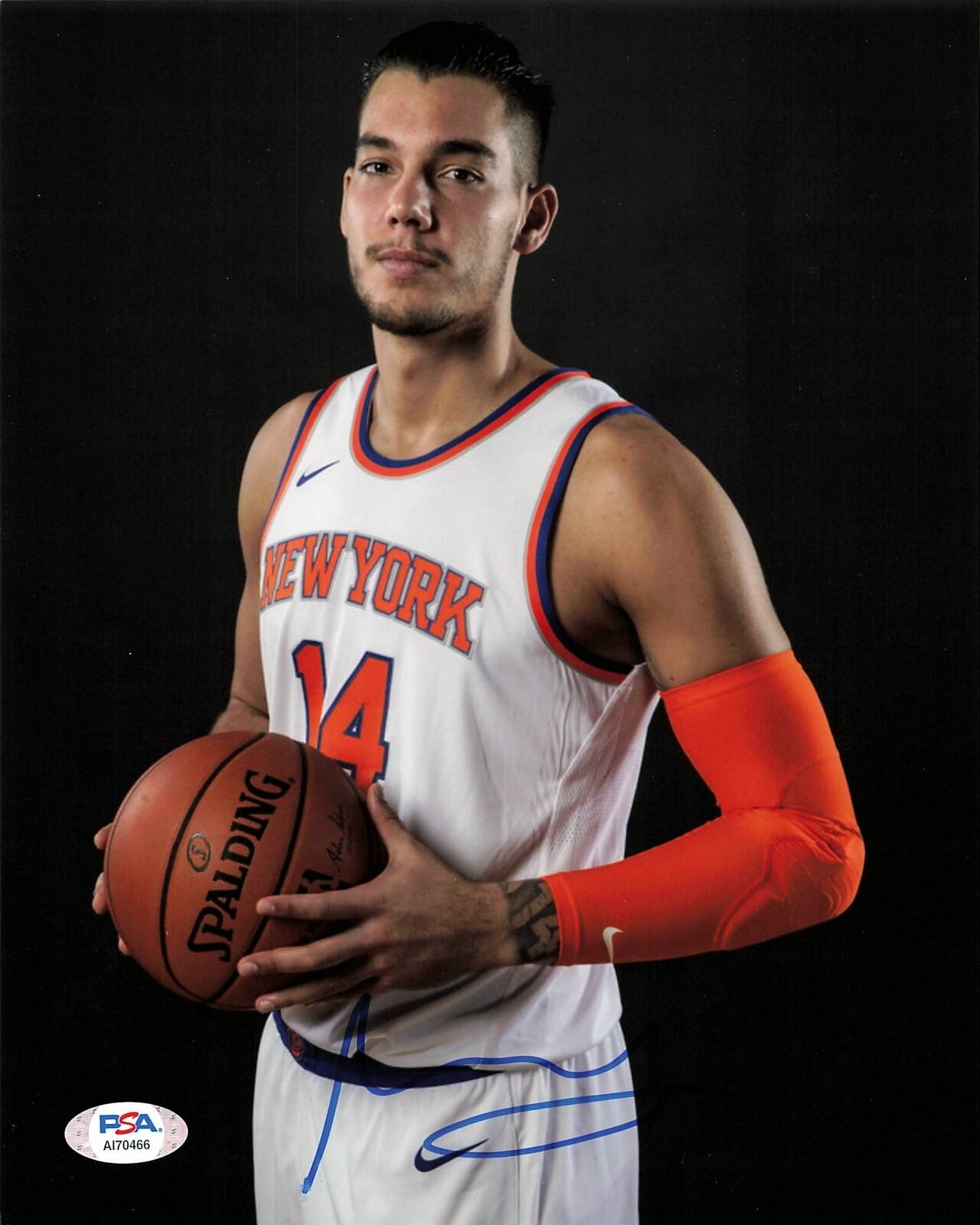 WILLY HERNANGOMEZ signed 8x10 Photo Poster painting PSA/DNA New York Knicks Autographed