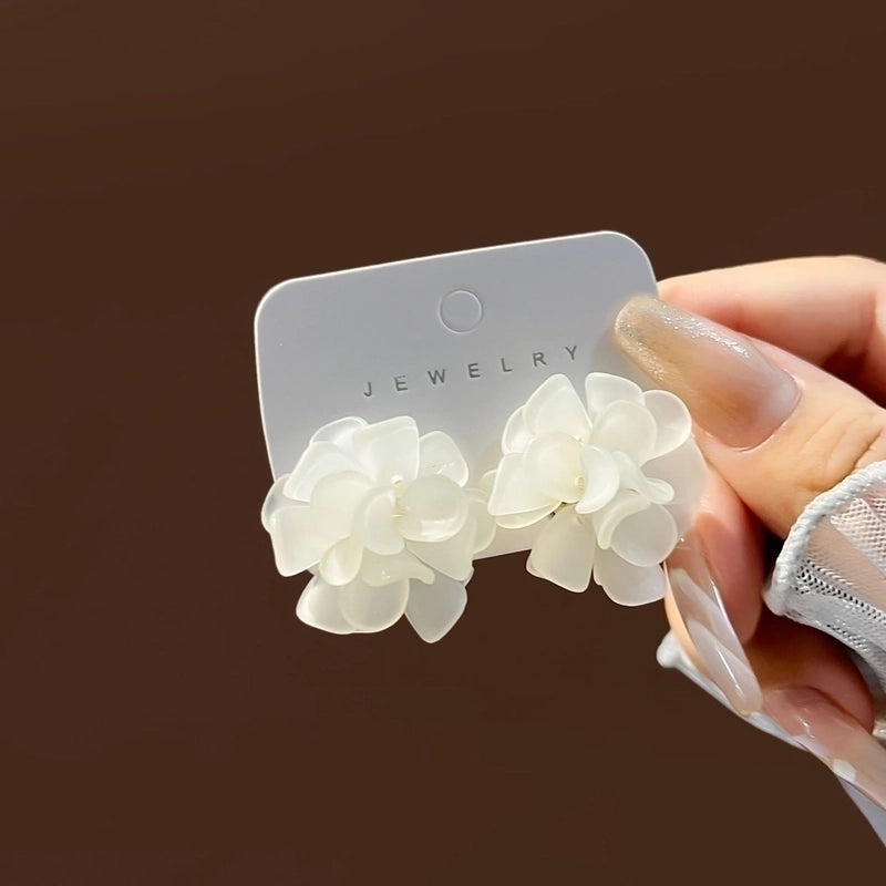 1 Pair Fashion Flower Alloy Plating Artificial Pearls Women’s Drop Earrings