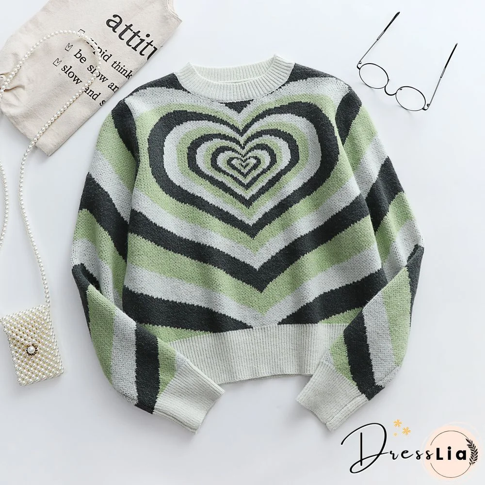 Casual Heart Graphic Pullover Sweater