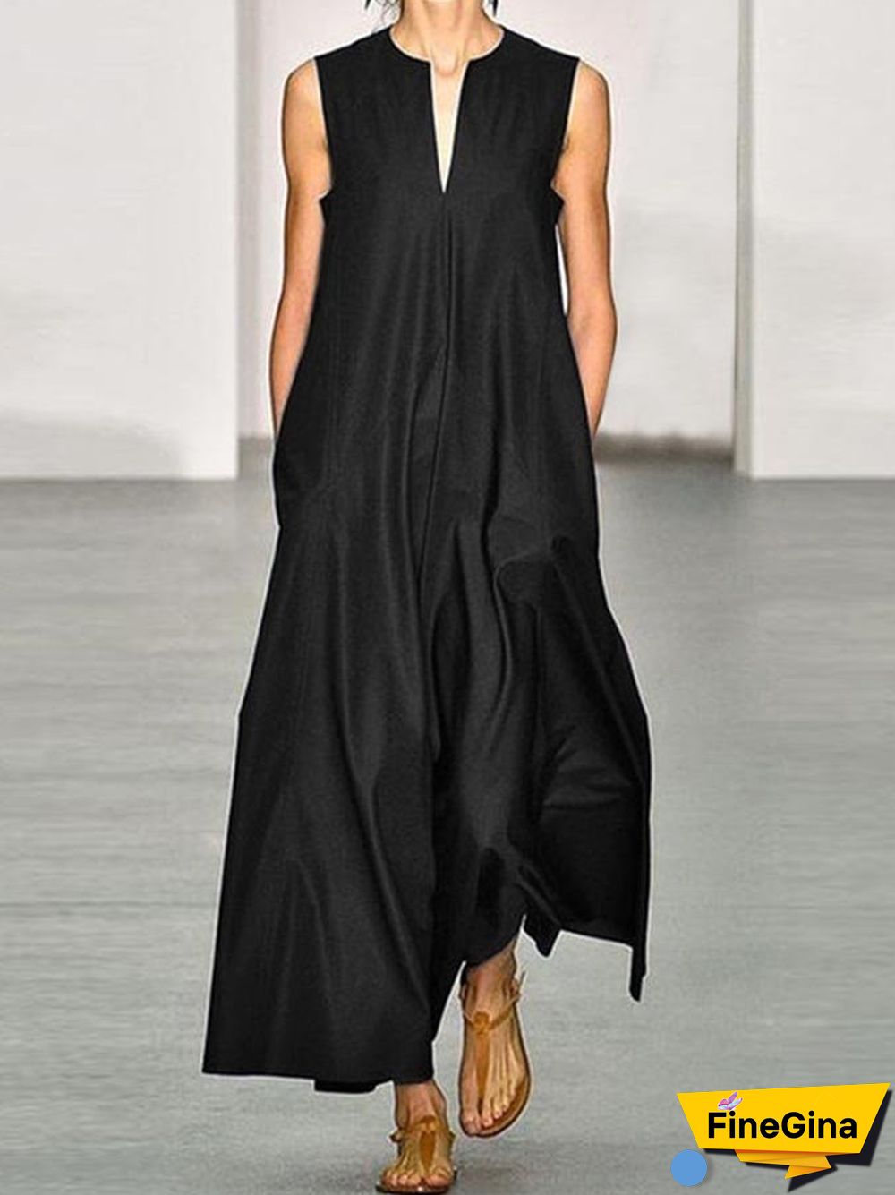 Women's Fashion V-Neck Solid Color Sleeveless Long Dress