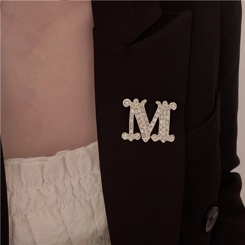 Elegant Pin Flower Imitation Pearl Plating Women’s Brooches