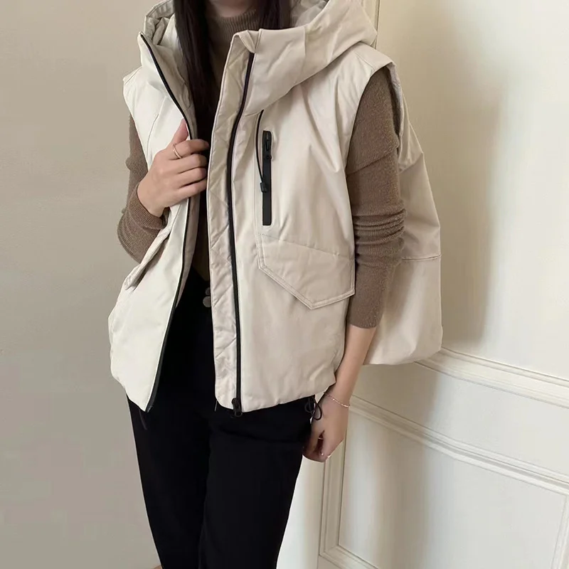 Toloer 90 White Duck Velvet High-End Down Vest Female 2024 Autumn / Winter Fashion Hooded Overalls Storm Vest Vest Tide-Outfit Ideas