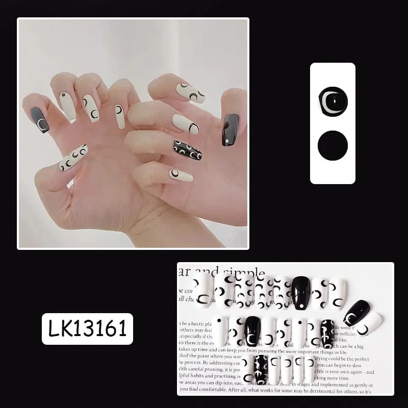 24Pcs/Box French Short False Nails with Moon Design Detachable Manicure Patches Press On Nails Full Cover Fake Nails Tips