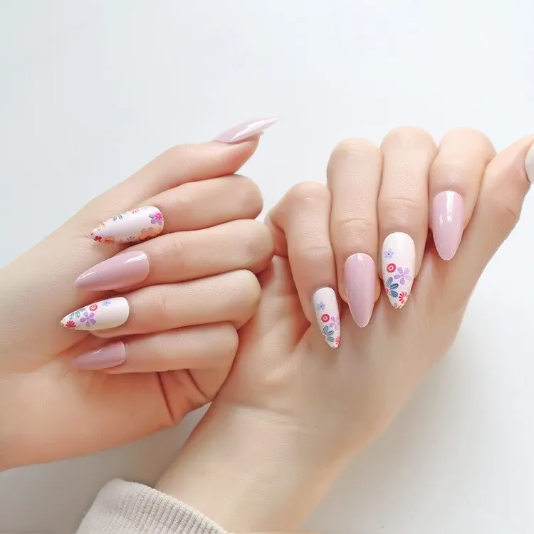 Fake Nails with Glue Metal Color False Nail Art Tips Press on Coffin Stick Designs Clear Set Full Cover Artificial Short Kiss-Nail Inspo