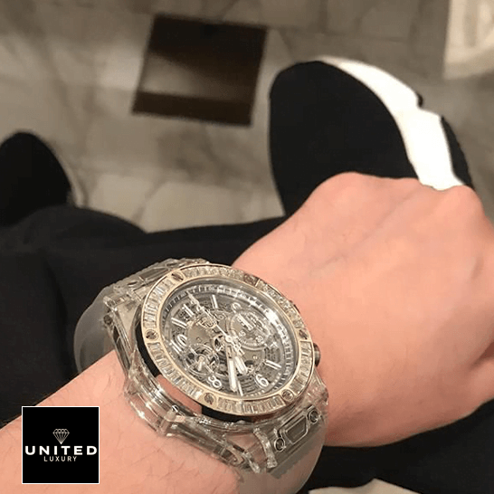 Hublot Big Bang Unico Sapphire Baguettes 411_JX_4802_RT_1904 Replica on the wrist