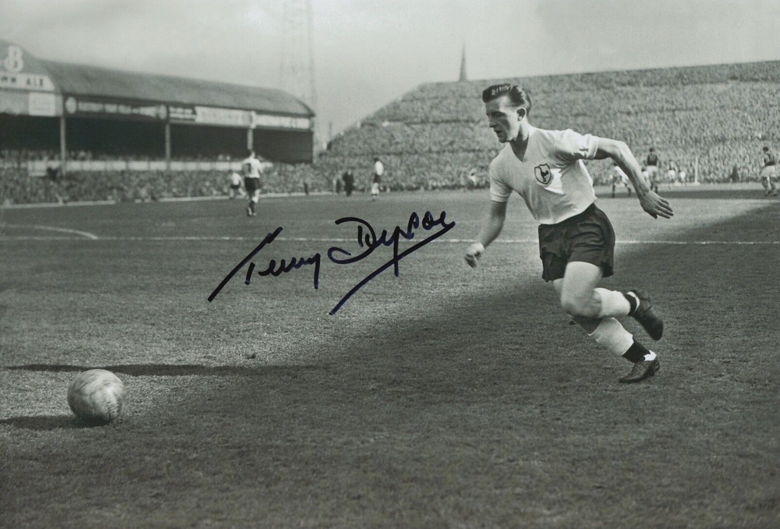 Terry Dyson Hand Signed Tottenham Hotspur 12x8 Photo Poster painting 2.