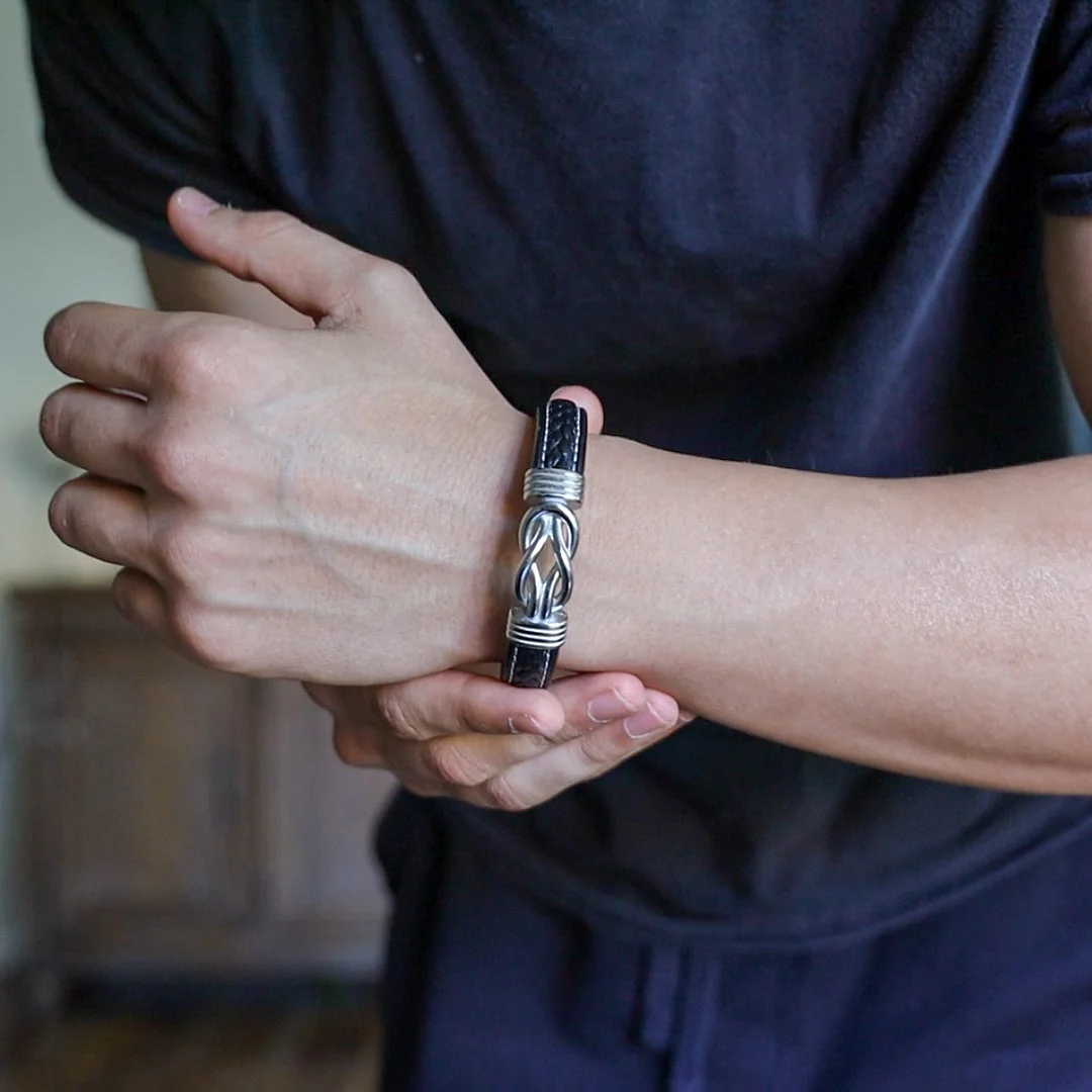 Son's Infinity Bracelet Gift Set w/ Engraved Name