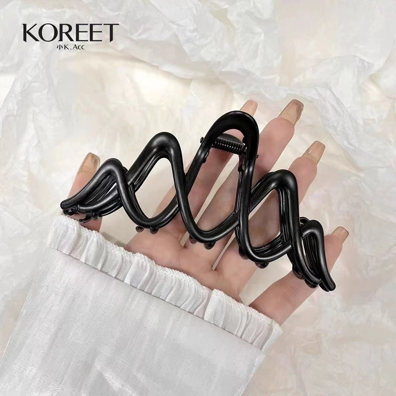 Casual Minimalist Women’s Star Solid Color Alloy Metal Hollow Out Hair Clip Hairpin Hair Claws