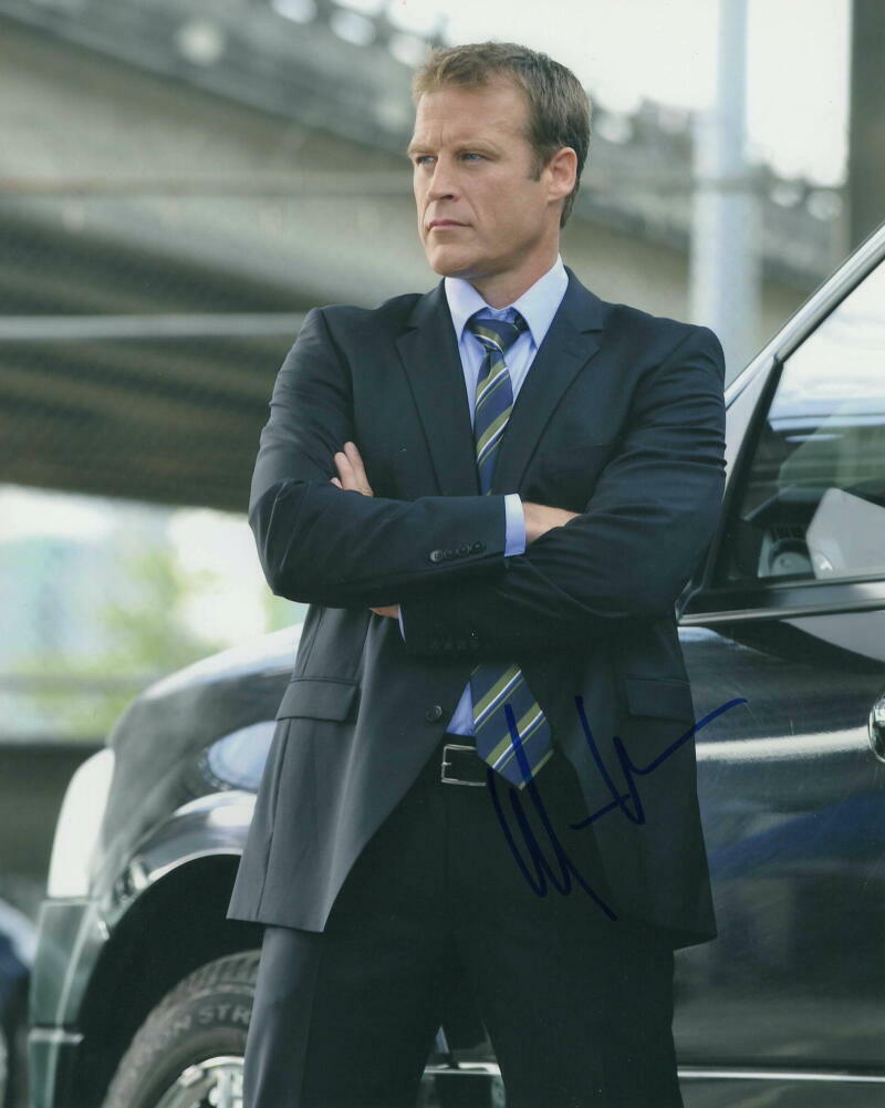 MARK VALLEY SIGNED AUTOGRAPH 8X10 Photo Poster painting - SPECIAL AGENT JOHN SCOTT ON FRINGE