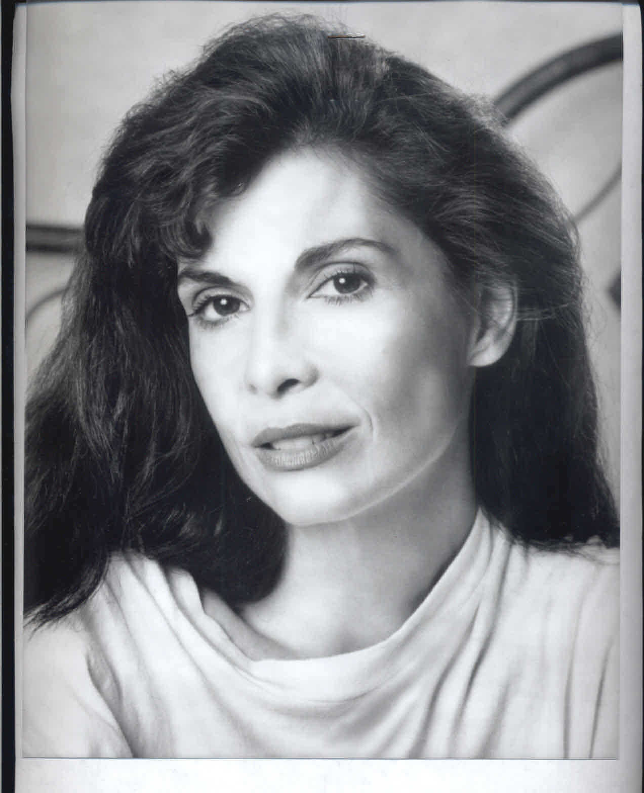 Talia Shire - 8x10 Headshot Photo Poster painting w/ Resume -Eight Legged Freaks