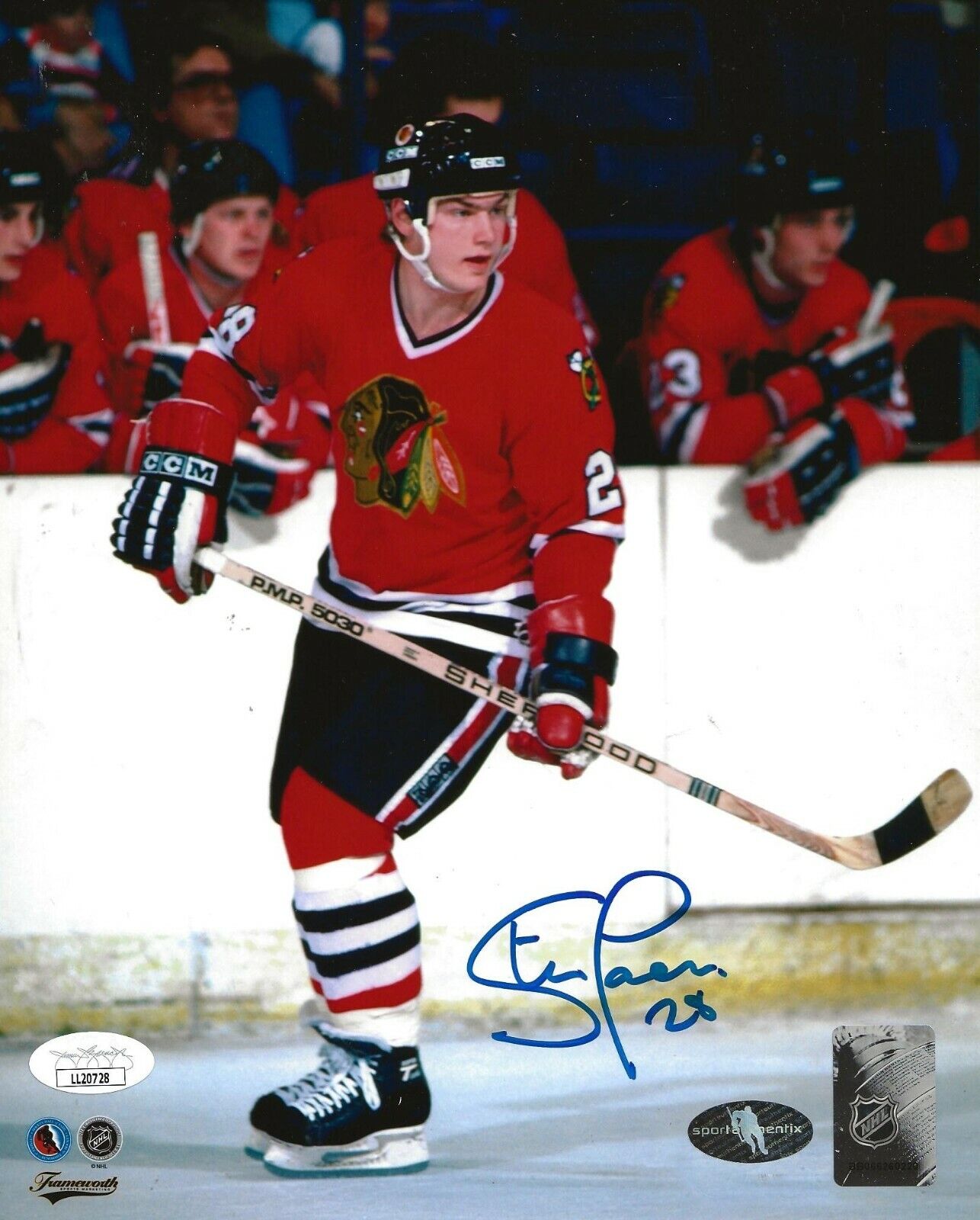 Steve Larmer signed Chicago Blackhawks 8x10 Photo Poster painting autographed Hawks JSA