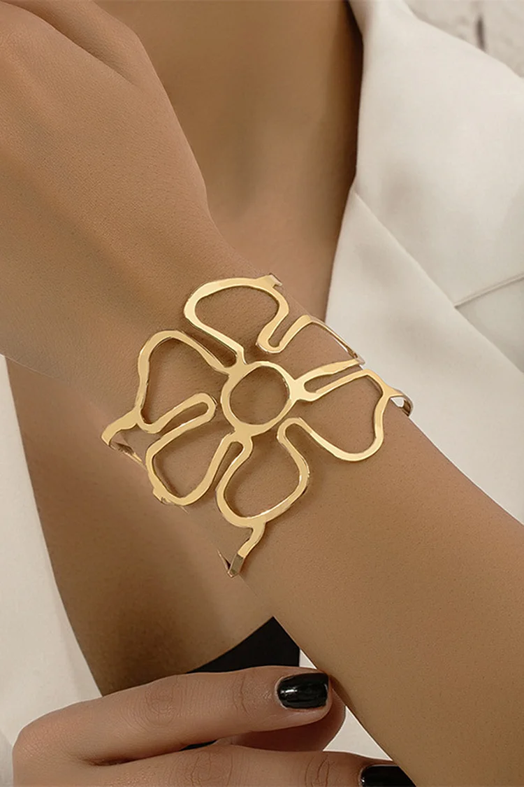 Daily Gold Petal Hollow Out Opening Bracelet