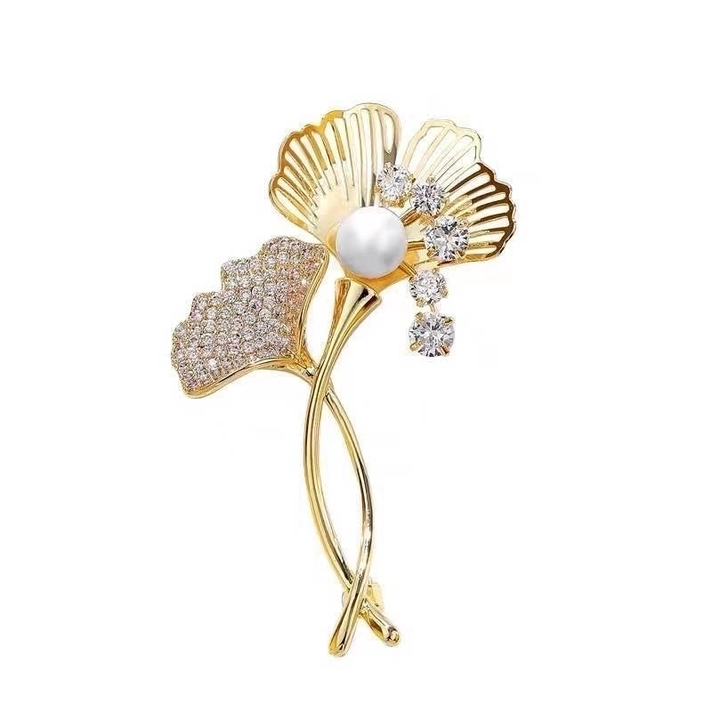 Elegant Glam Pin Geometric Alloy Plating Inlay Artificial Pearls Rhinestones Shell Women’s Brooches