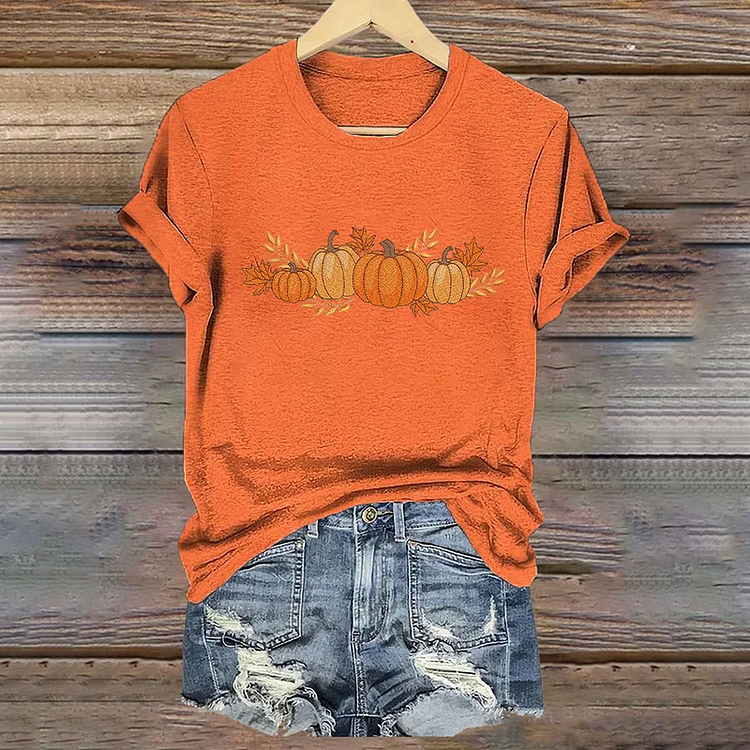 Thanksgiving Gnome Pumpkin Maple Leaf Printed Art Women's T-Shirt